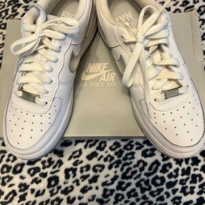 Nike Air Force XXV White and Silver Sneakers